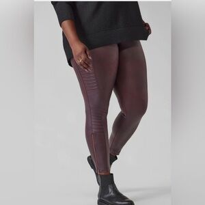 Athleta Delancey Gleam Moto Tight in Size 3X